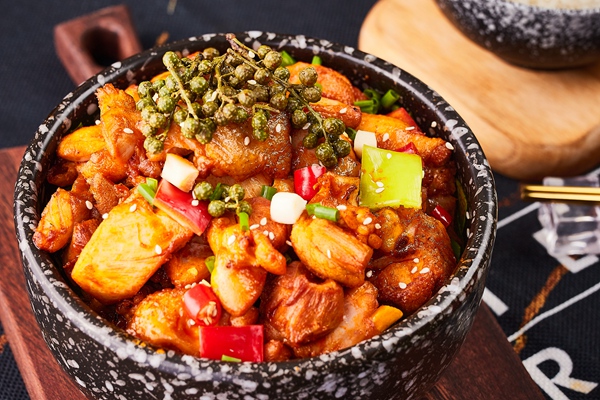 食趣石代石锅饭