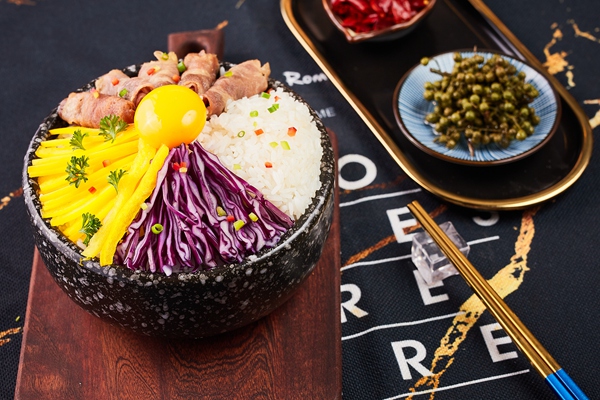 食趣石代石锅饭加盟费多少?食趣石代石锅饭值得加盟吗?